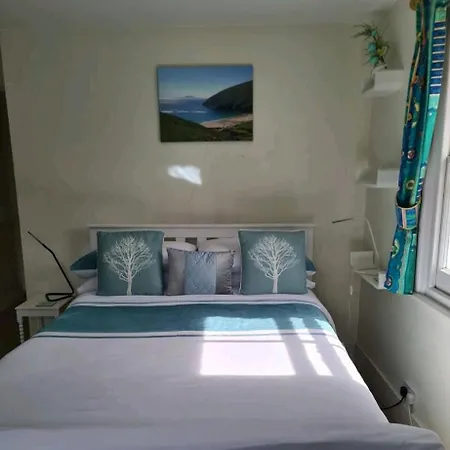 Homestay, Upmarket, Wimbledon & Southfields; Beside Tube; Londen Buitenkant foto